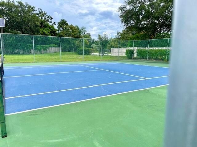 Tennis