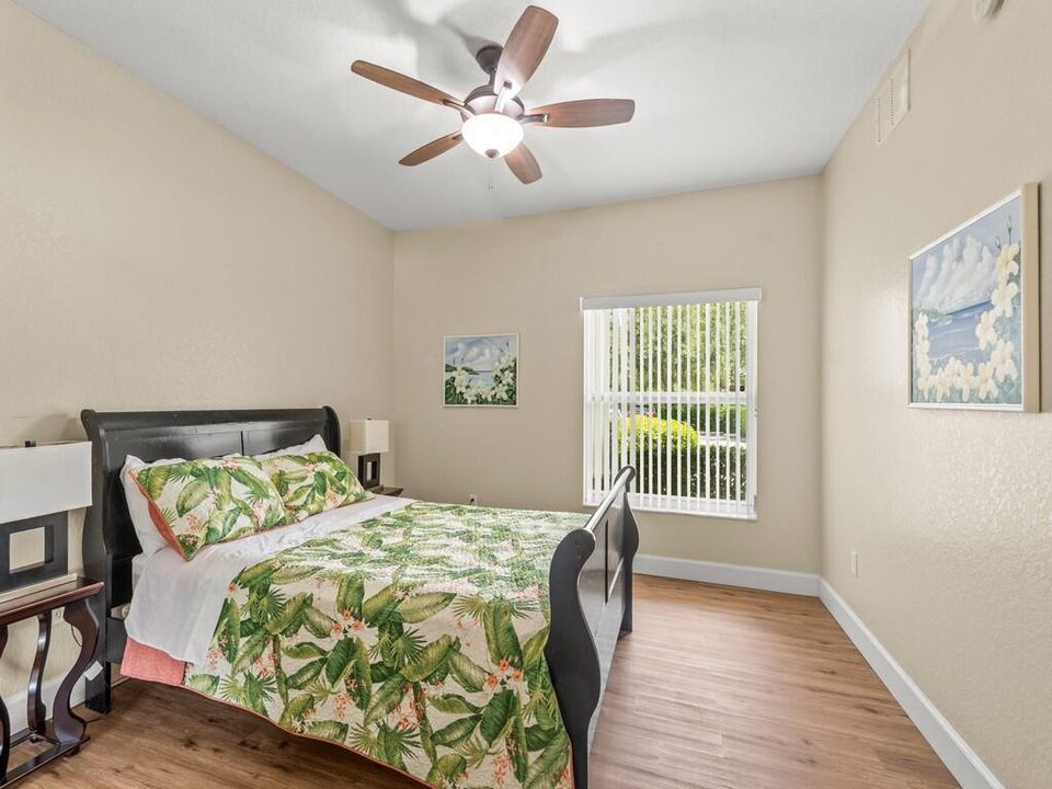 4210 Gator Trace Ave "B"