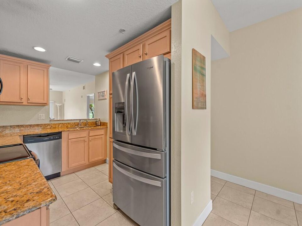 4210 Gator Trace Ave "B"