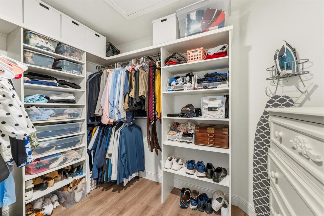 Walk-in Closet