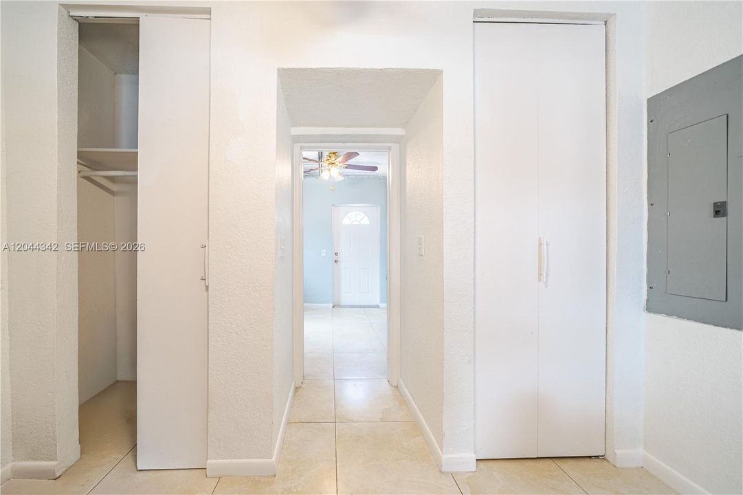 На продажу: $495,000 (3 спален, 2 ванн, 1200 Квадратных фут)