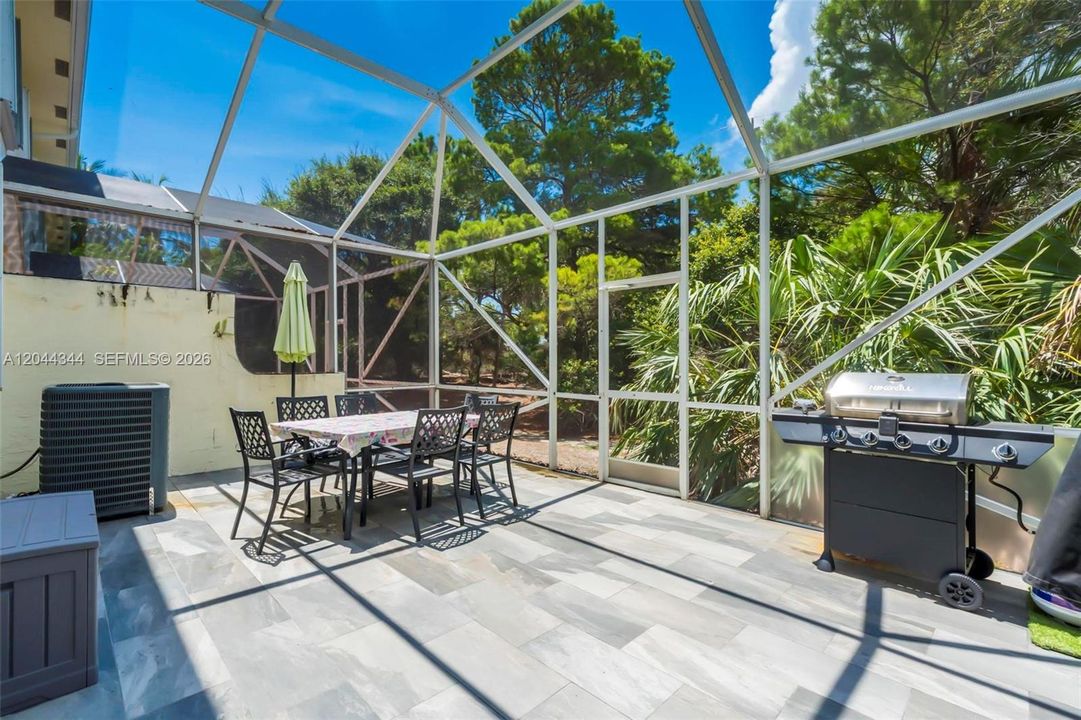 Screened in Patio