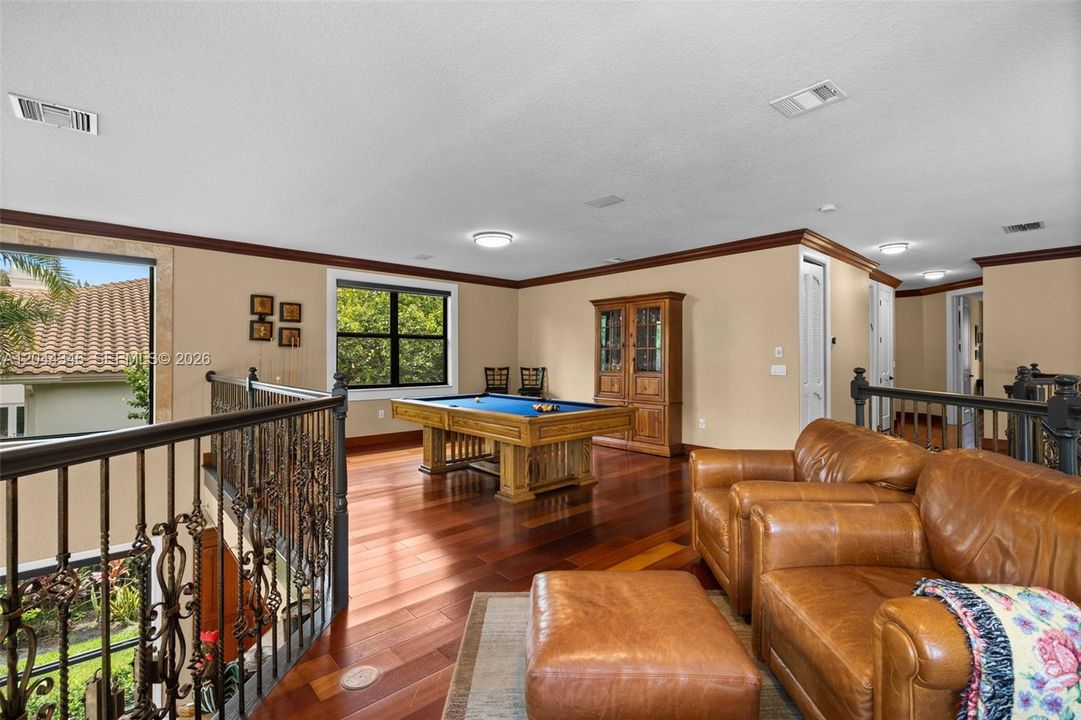 En Venta: $2,849,000 (6 camas, 5 baños, 6059 Pies cuadrados)