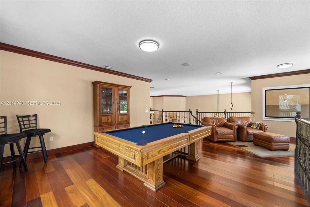 En Venta: $2,849,000 (6 camas, 5 baños, 6059 Pies cuadrados)