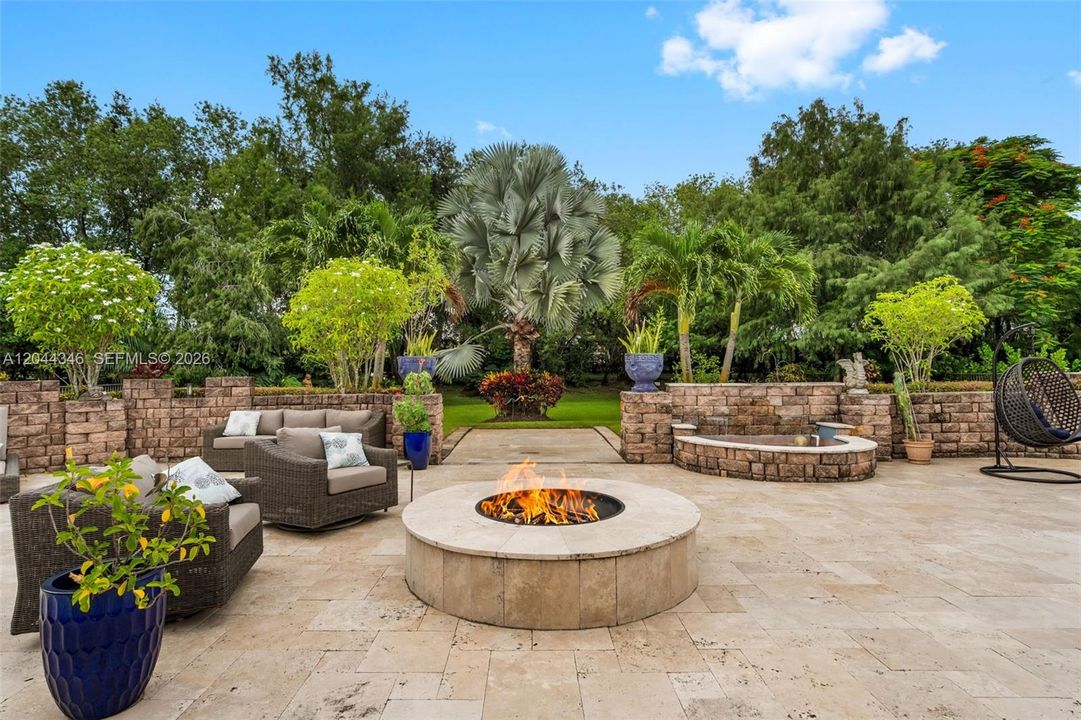 En Venta: $2,849,000 (6 camas, 5 baños, 6059 Pies cuadrados)
