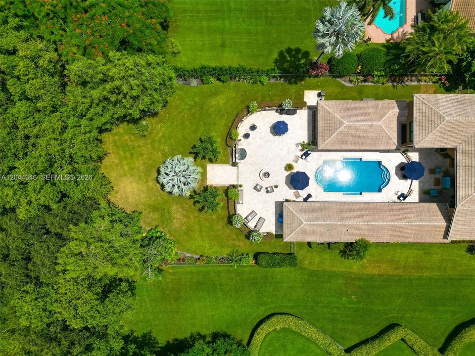 En Venta: $2,849,000 (6 camas, 5 baños, 6059 Pies cuadrados)