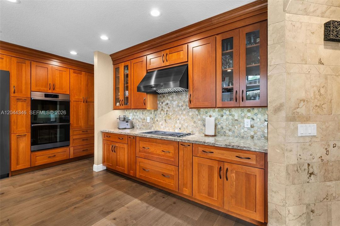 En Venta: $2,849,000 (6 camas, 5 baños, 6059 Pies cuadrados)