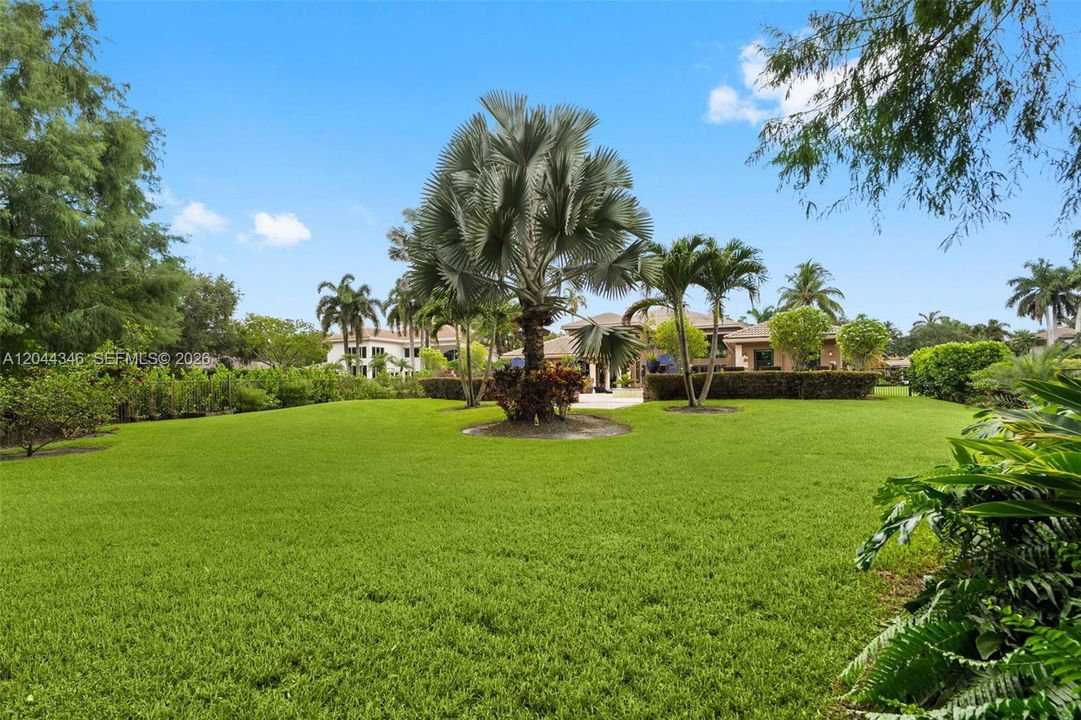 En Venta: $2,849,000 (6 camas, 5 baños, 6059 Pies cuadrados)
