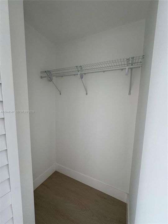 For Rent: $3,285 (3 beds, 3 baths, 1100 Square Feet)