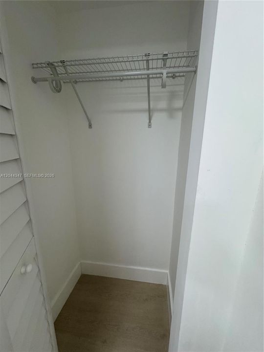 For Rent: $3,285 (3 beds, 3 baths, 1100 Square Feet)