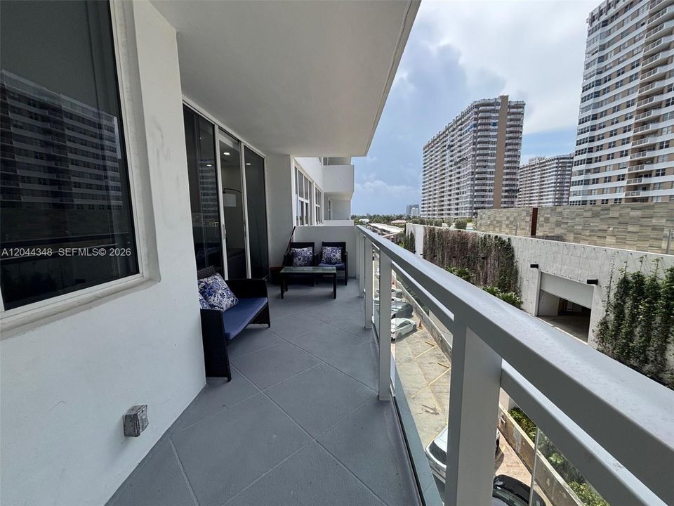 For Rent: $4,000 (2 beds, 2 baths, 1248 Square Feet)
