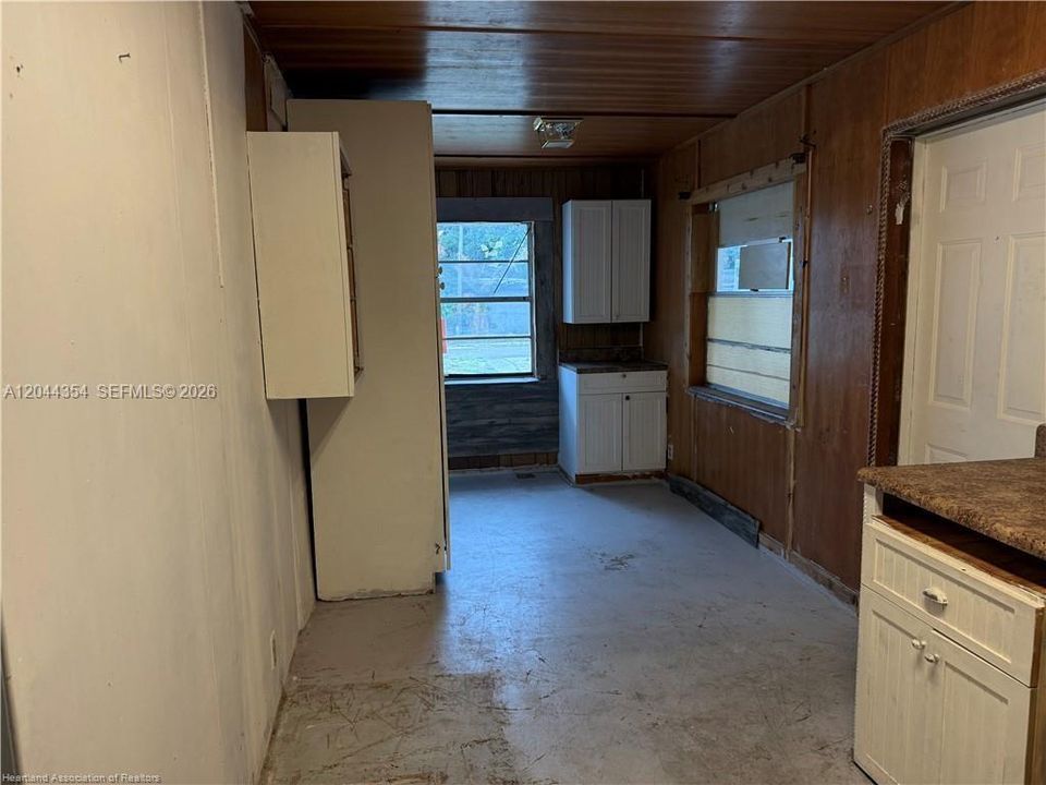 Recently Sold: $79,500 (3 beds, 1 baths, 0 Square Feet)