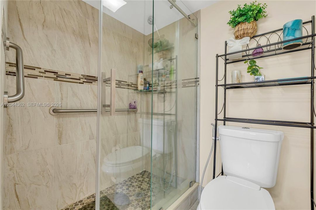 En Venta: $260,000 (2 camas, 2 baños, 1192 Pies cuadrados)