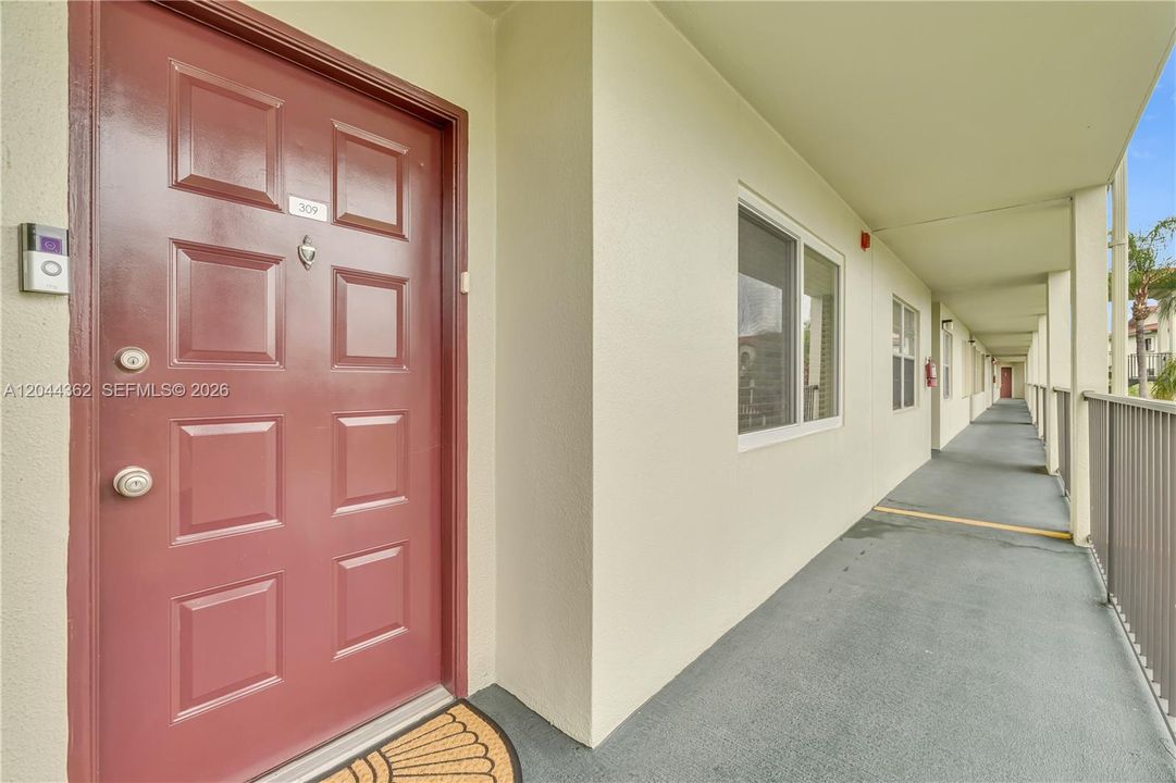 En Venta: $260,000 (2 camas, 2 baños, 1192 Pies cuadrados)