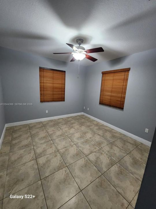 En Renta: $6,500 (5 camas, 3 baños, 3600 Pies cuadrados)