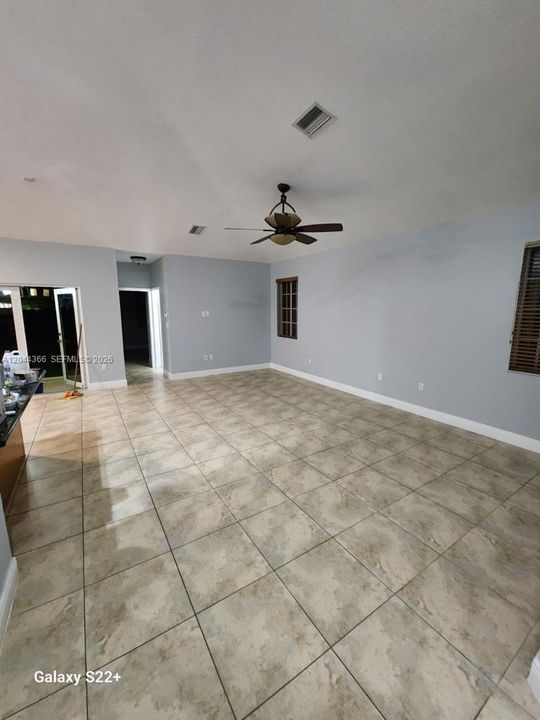 En Renta: $6,500 (5 camas, 3 baños, 3600 Pies cuadrados)