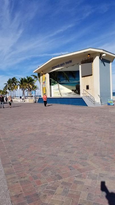 near famous hollywood beach music stage ..lots of good time can have