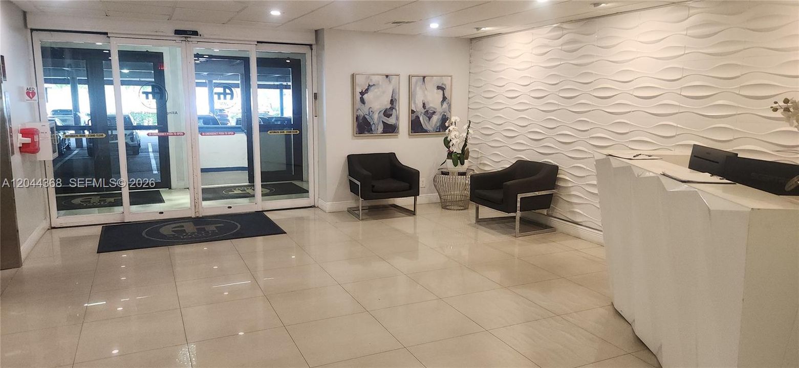 В аренду: $3,100 (2 спален, 2 ванн, 1218 Квадратных фут)