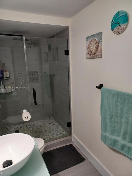 В аренду: $3,100 (2 спален, 2 ванн, 1218 Квадратных фут)