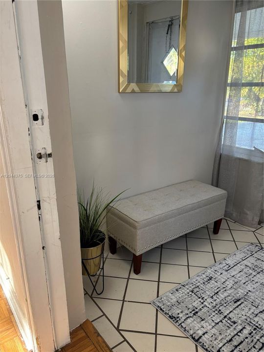 В аренду: $3,350 (2 спален, 2 ванн, 1316 Квадратных фут)