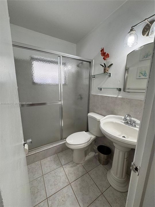 В аренду: $3,350 (2 спален, 2 ванн, 1316 Квадратных фут)