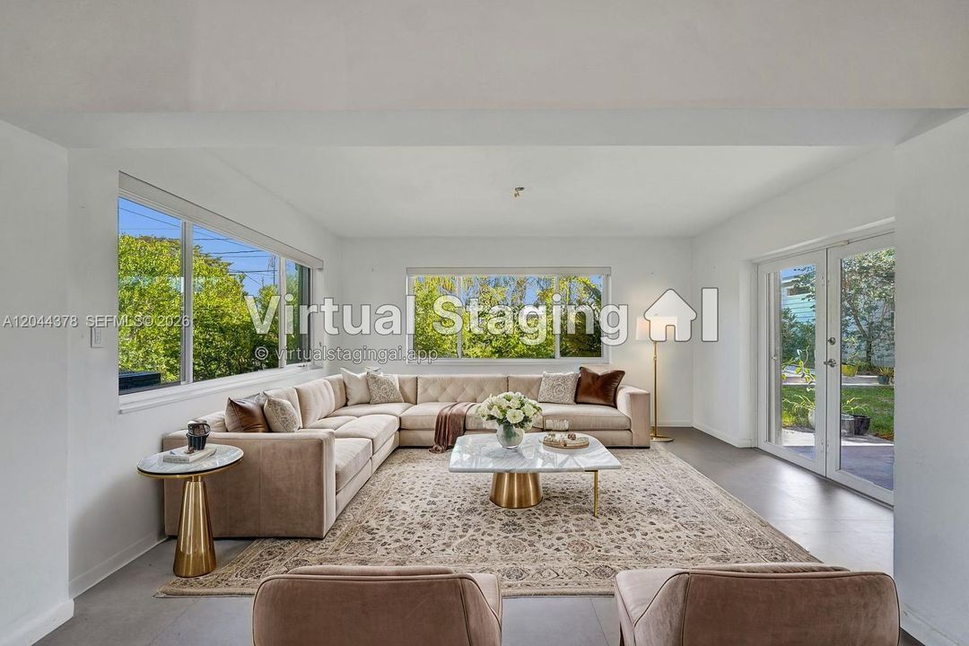 Virtually staged