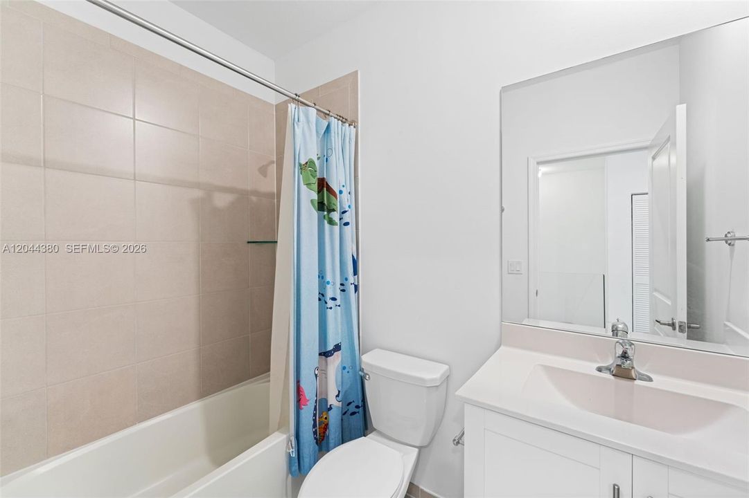 En Renta: $3,500 (3 camas, 2 baños, 1651 Pies cuadrados)