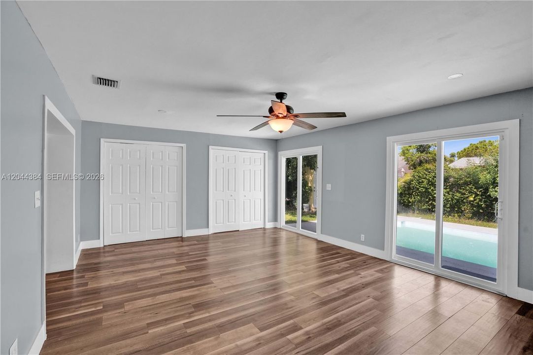 For Sale: $440,000 (3 beds, 2 baths, 1722 Square Feet)