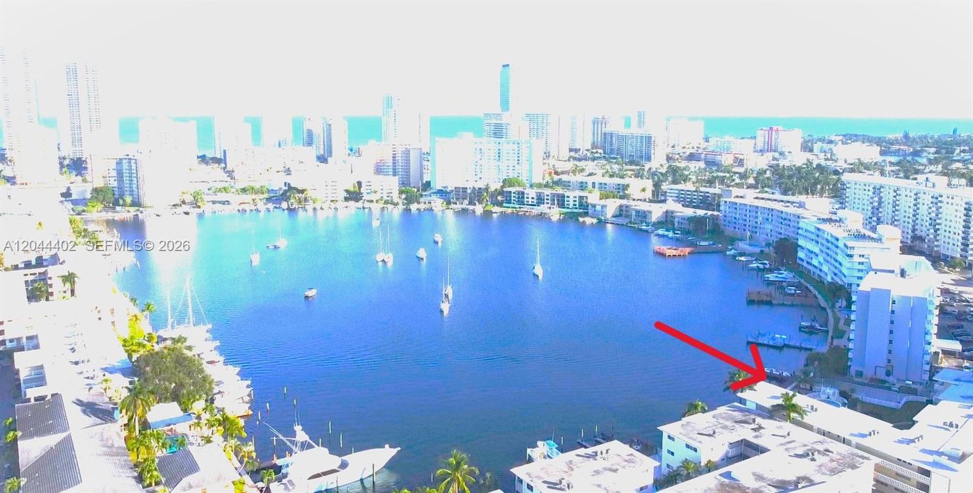 На продажу: $185,000 (1 спален, 1 ванн, 730 Квадратных фут)