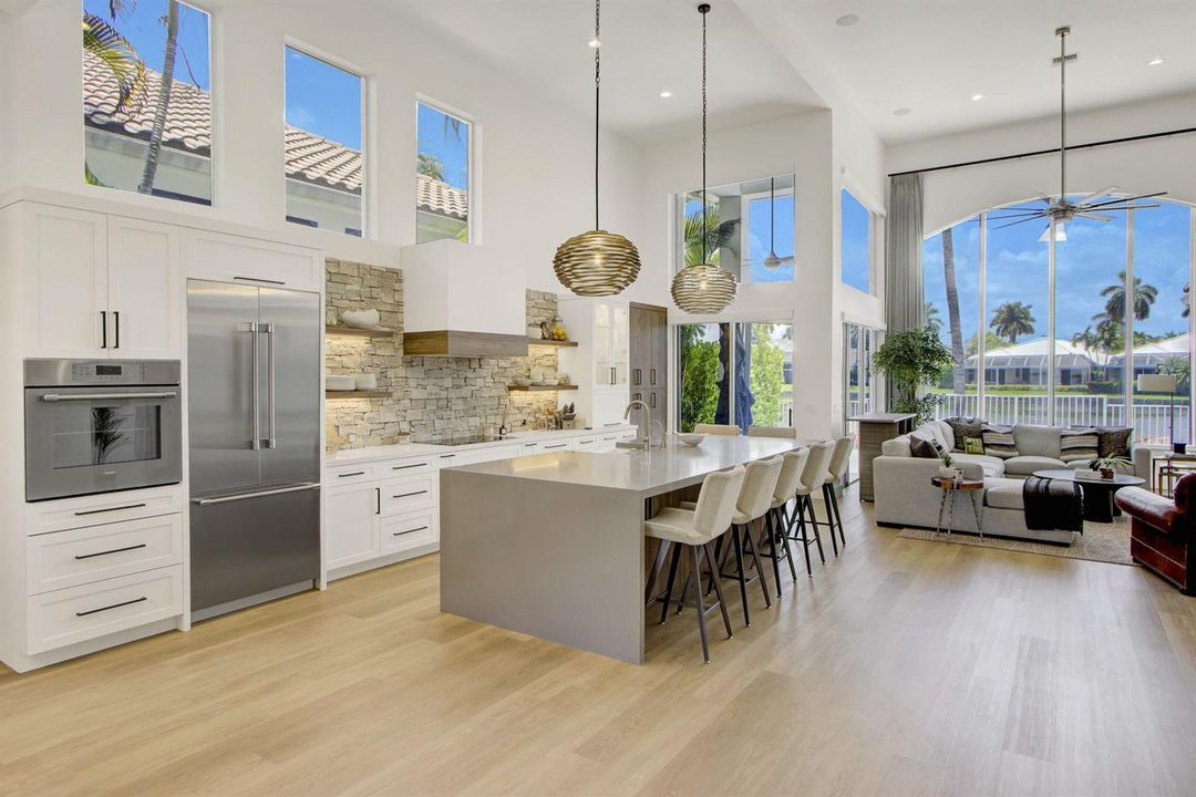 Kitchen - Family Room