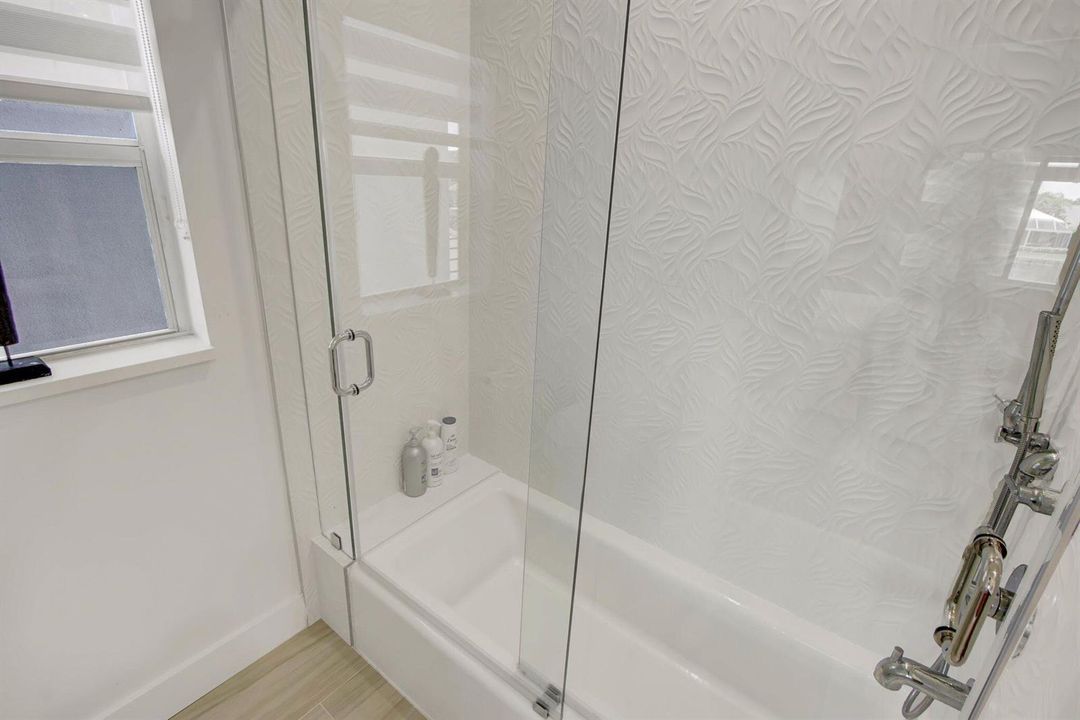 Bathroom for Bedroom 4 - 2
