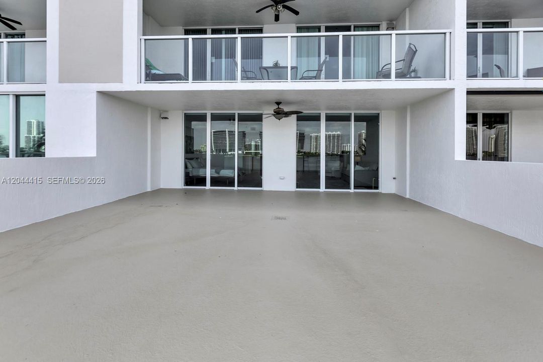На продажу: $499,000 (1 спален, 1 ванн, 1007 Квадратных фут)