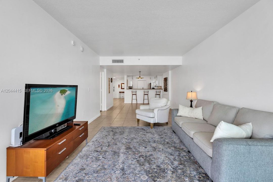На продажу: $499,000 (1 спален, 1 ванн, 1007 Квадратных фут)