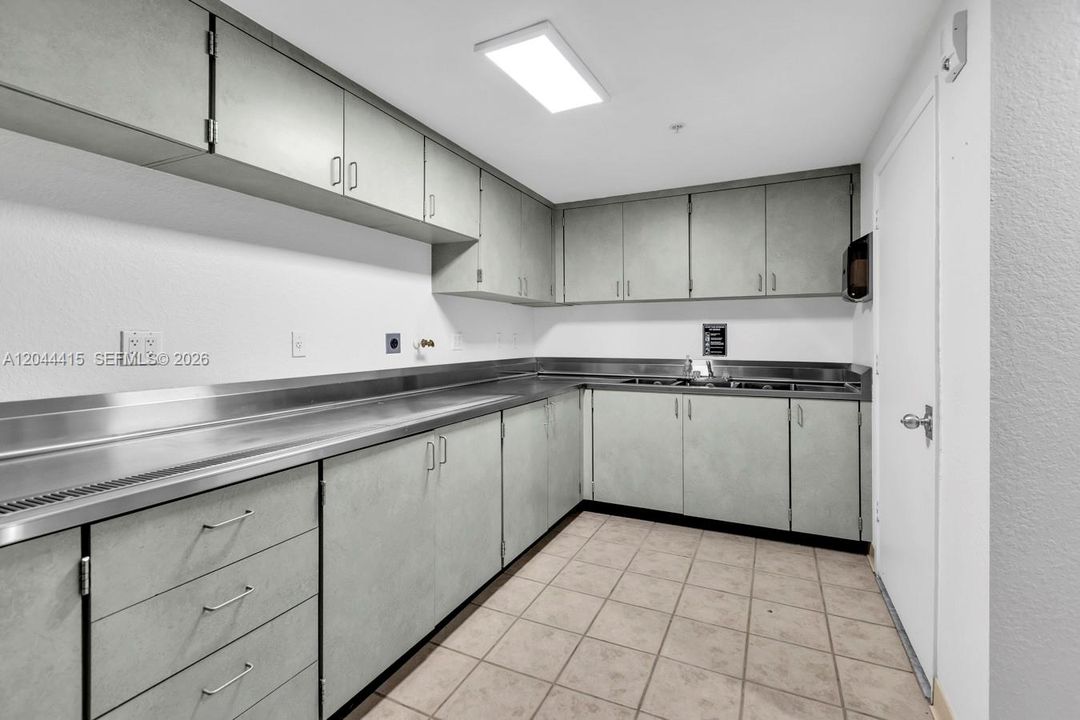 На продажу: $499,000 (1 спален, 1 ванн, 1007 Квадратных фут)