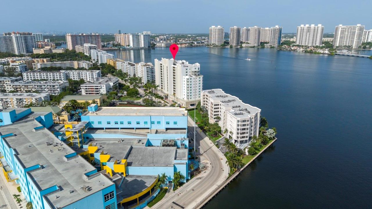 На продажу: $499,000 (1 спален, 1 ванн, 1007 Квадратных фут)