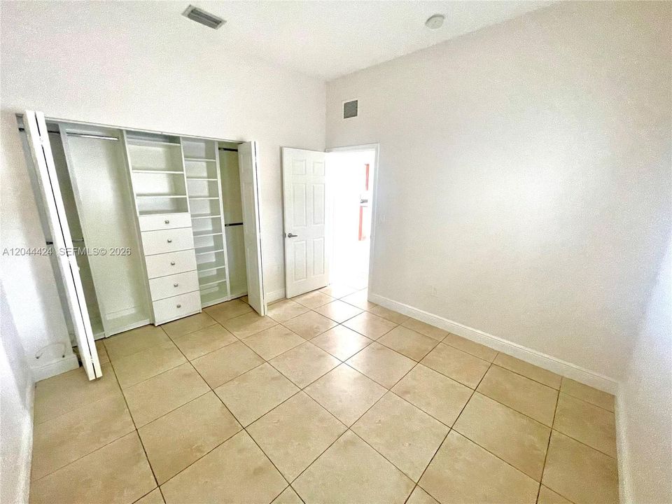 En Renta: $2,800 (2 camas, 2 baños, 1300 Pies cuadrados)