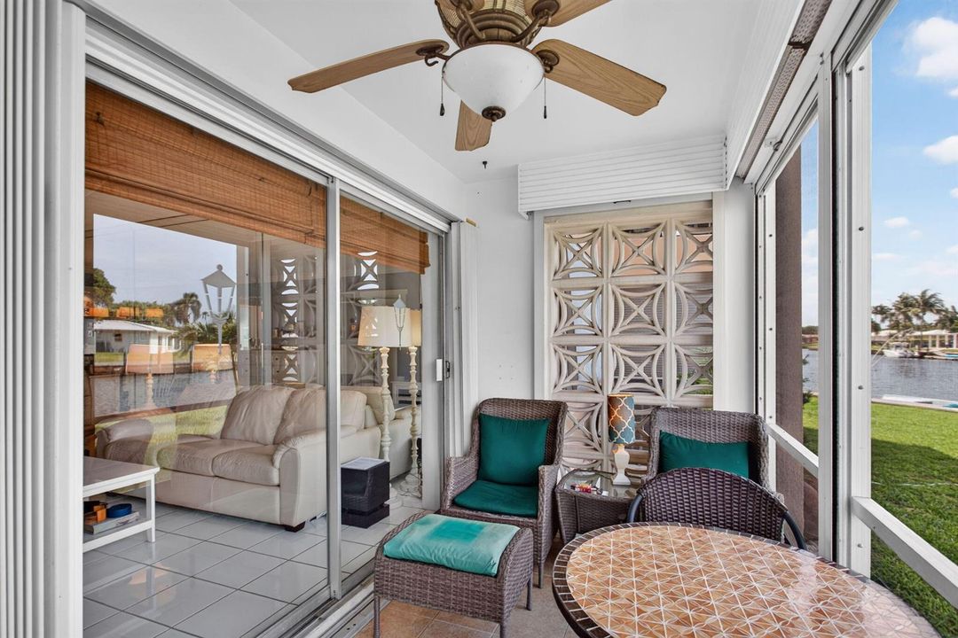 27-web-or-mls-298 Interiors-2201