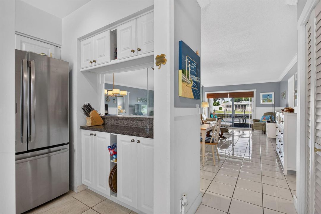 8-web-or-mls-298 Interiors-2103