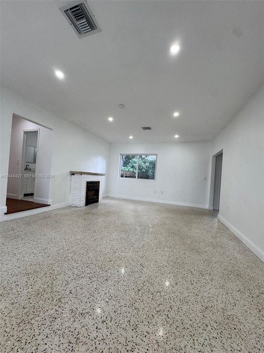 En Renta: $3,600 (3 camas, 2 baños, 1439 Pies cuadrados)