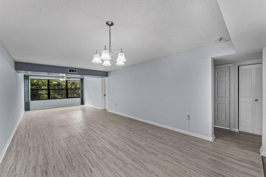 17-6097 Balboa Cir 202-MLS