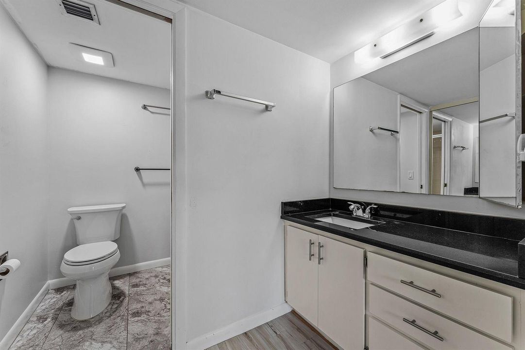 01-6097 Balboa Cir 202-MLS