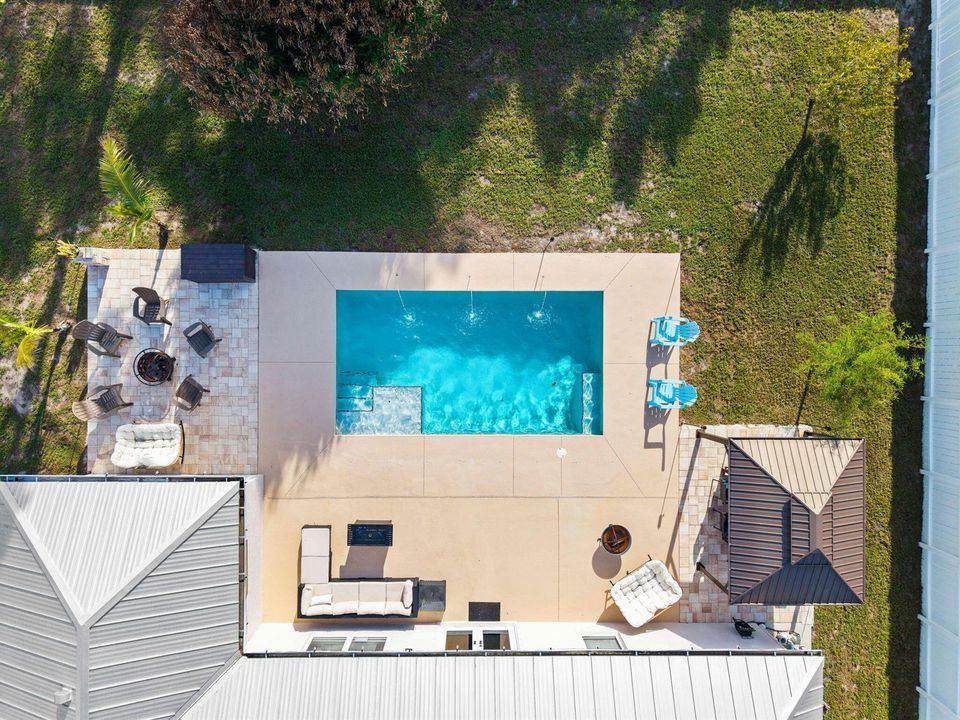 POOL AERIAL