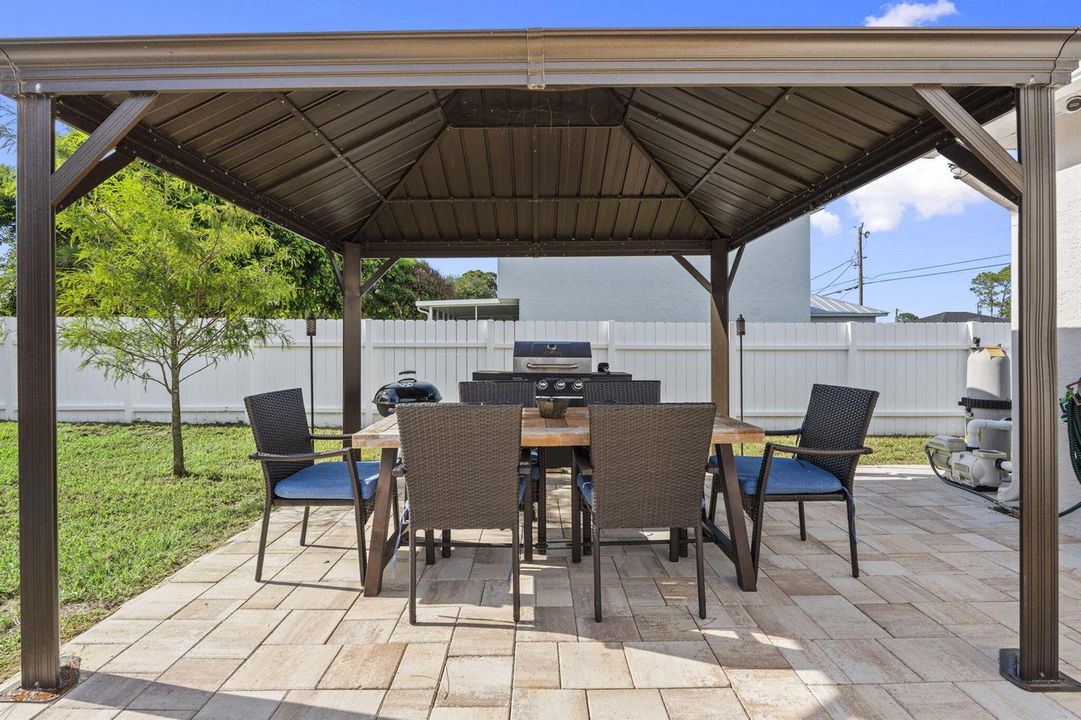 PERGOLA