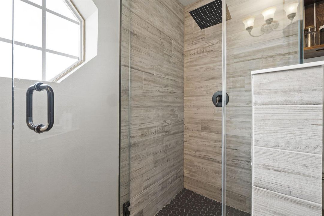OWNERS BATH