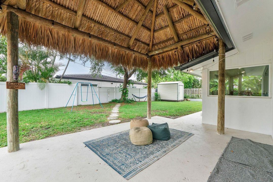701 tiki hut #2