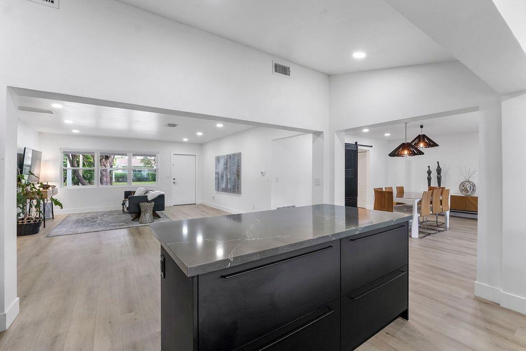 701 kitchen #3