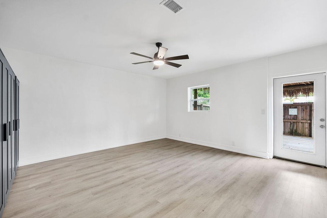 701 florida room #2