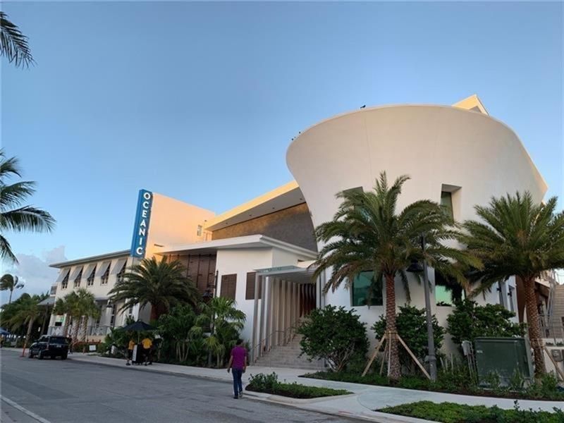 Pompano Beach Oceanic Restaurant