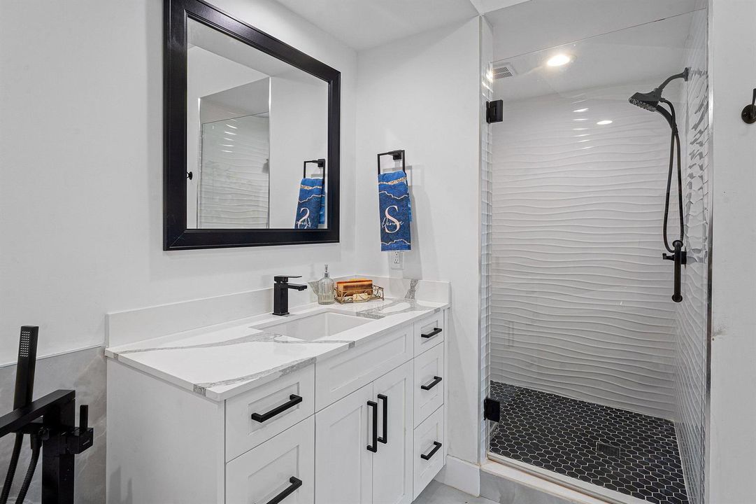 dual sinks and shower