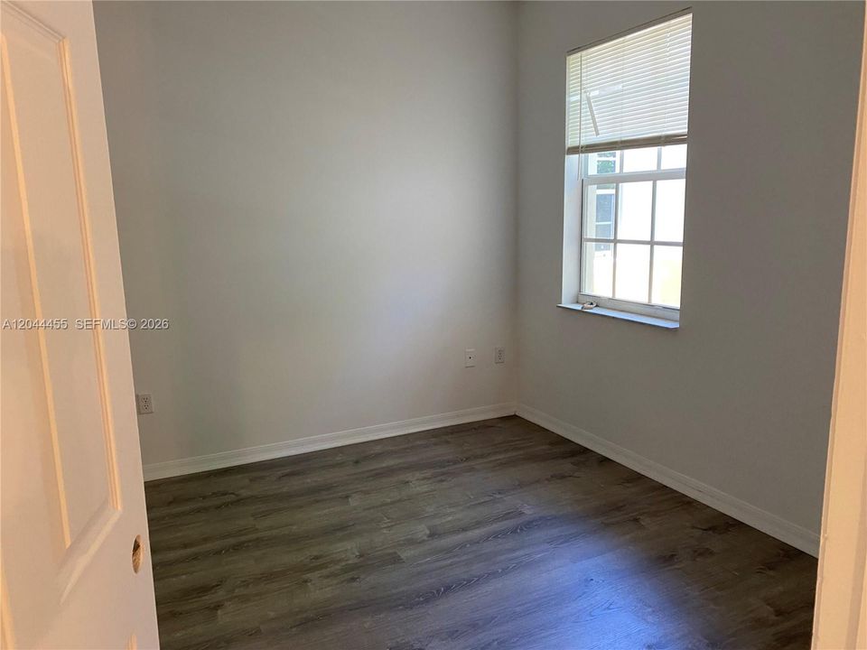 В аренду: $3,150 (3 спален, 2 ванн, 1549 Квадратных фут)